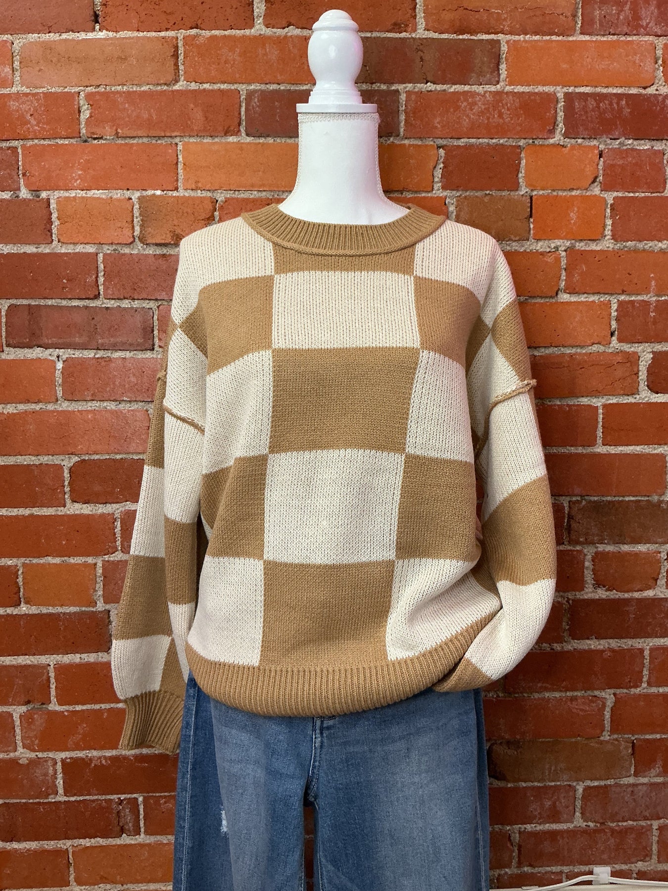 Trendy Crew Neck Checkered Knit Sweater